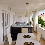 Apartment Apartments With Hot Tub Novi Vinodolski - 2348 *