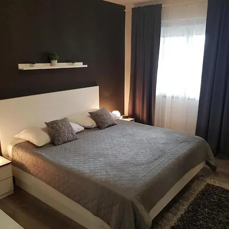 Apartments With Hot Tub Novi Vinodolski - 2348 Διαμέρισμα