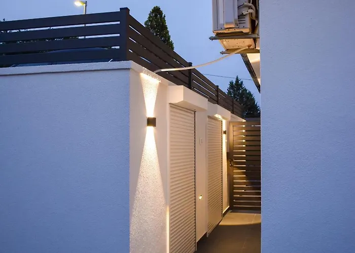 Διαμέρισμα With Parking Space - 2348 *